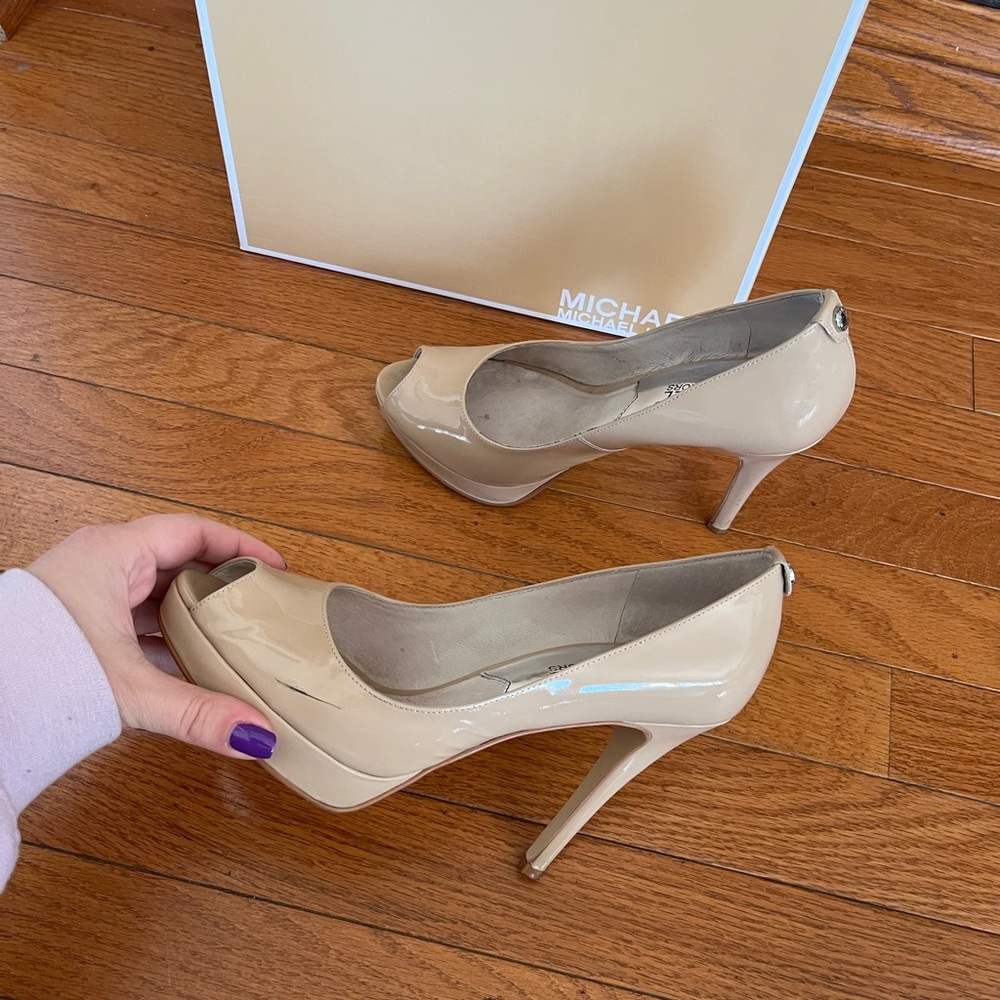 Michael Kors heels size 6.5